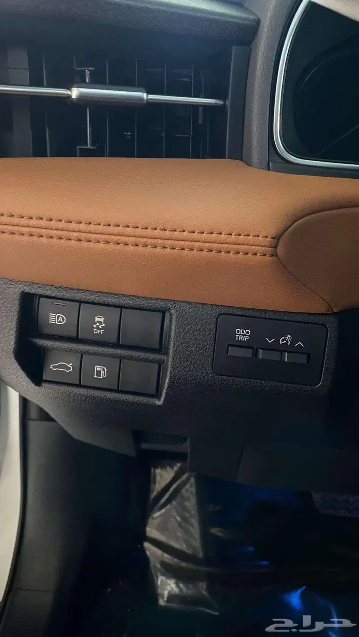 تويوتا أفالون بيرميوم سعودي (أول مالك ) 2022 19