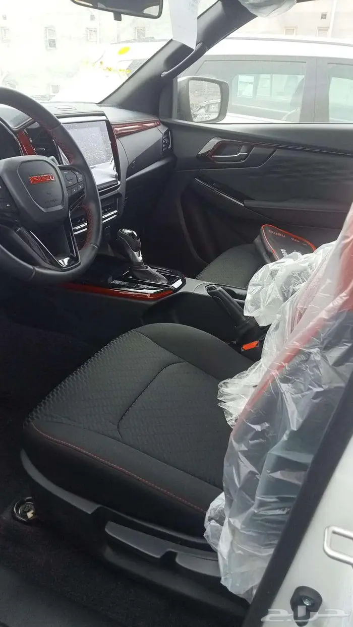 ايسوزو ديماكس جى تى 2025 فل كامل 8