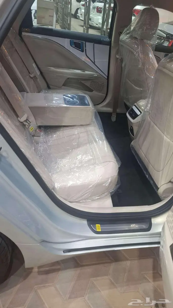 كيا K8 ستاندر GL بنزين 2026 8