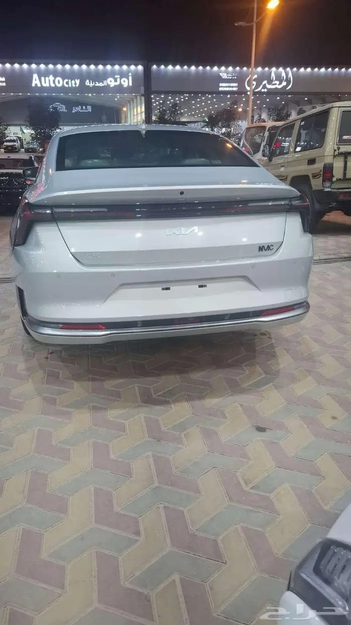 كيا K8 ستاندر GL بنزين 2026 5