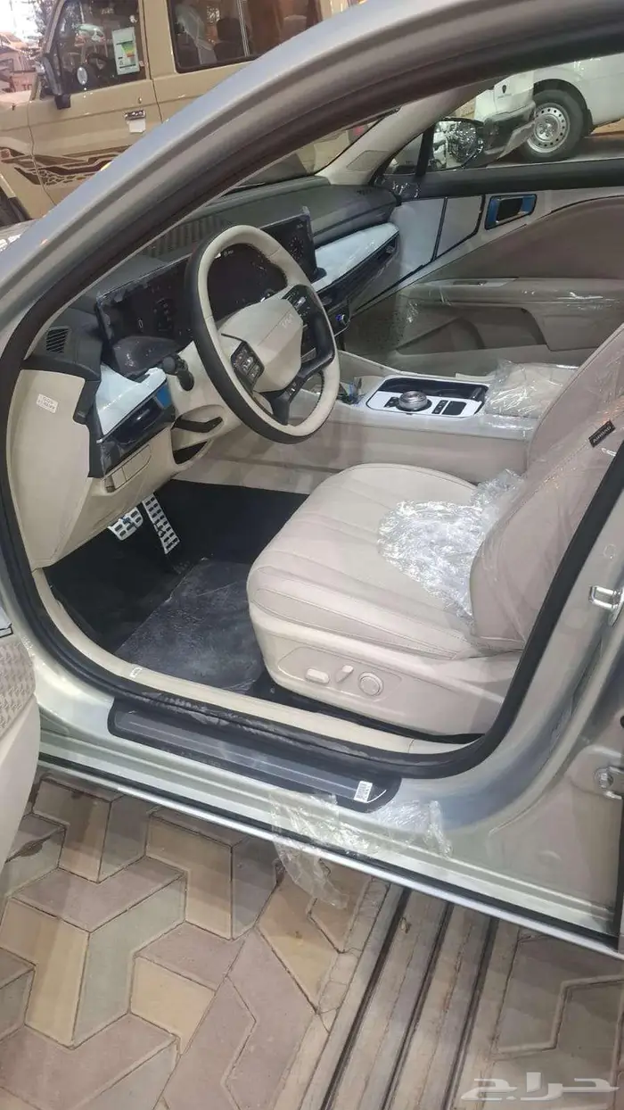 كيا K8 ستاندر GL بنزين 2026 6