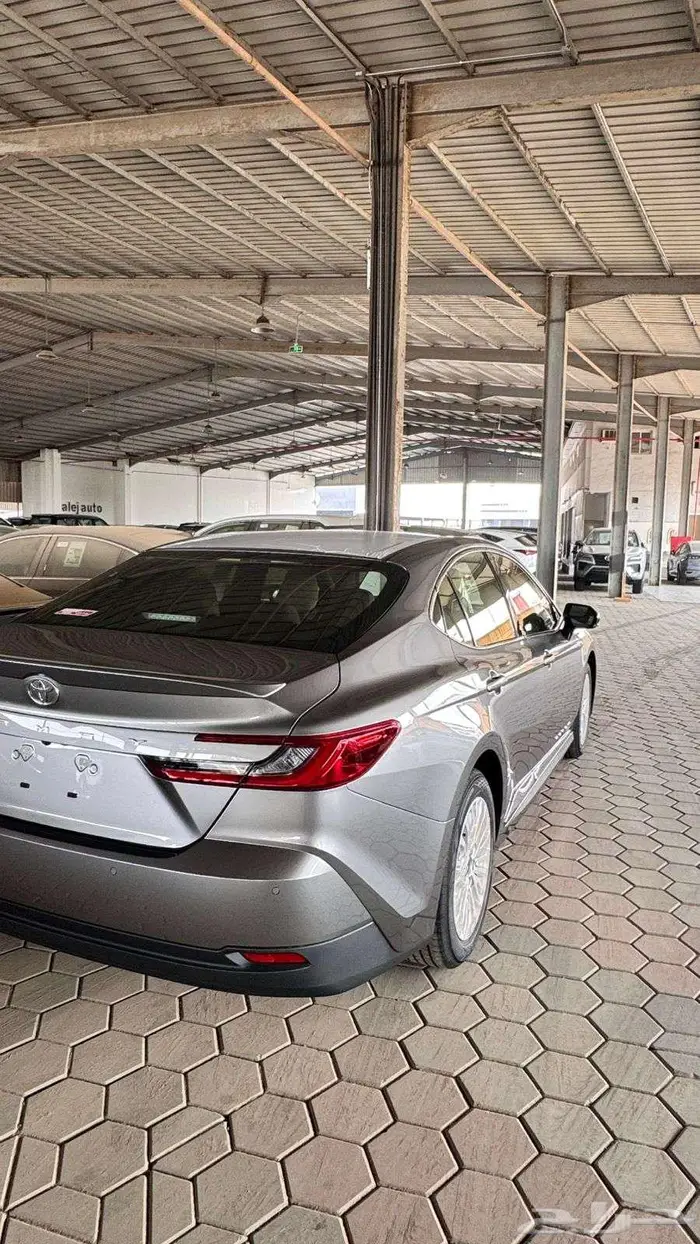 تويوتا - كامرى - le - بنزين - موديل 2025 3