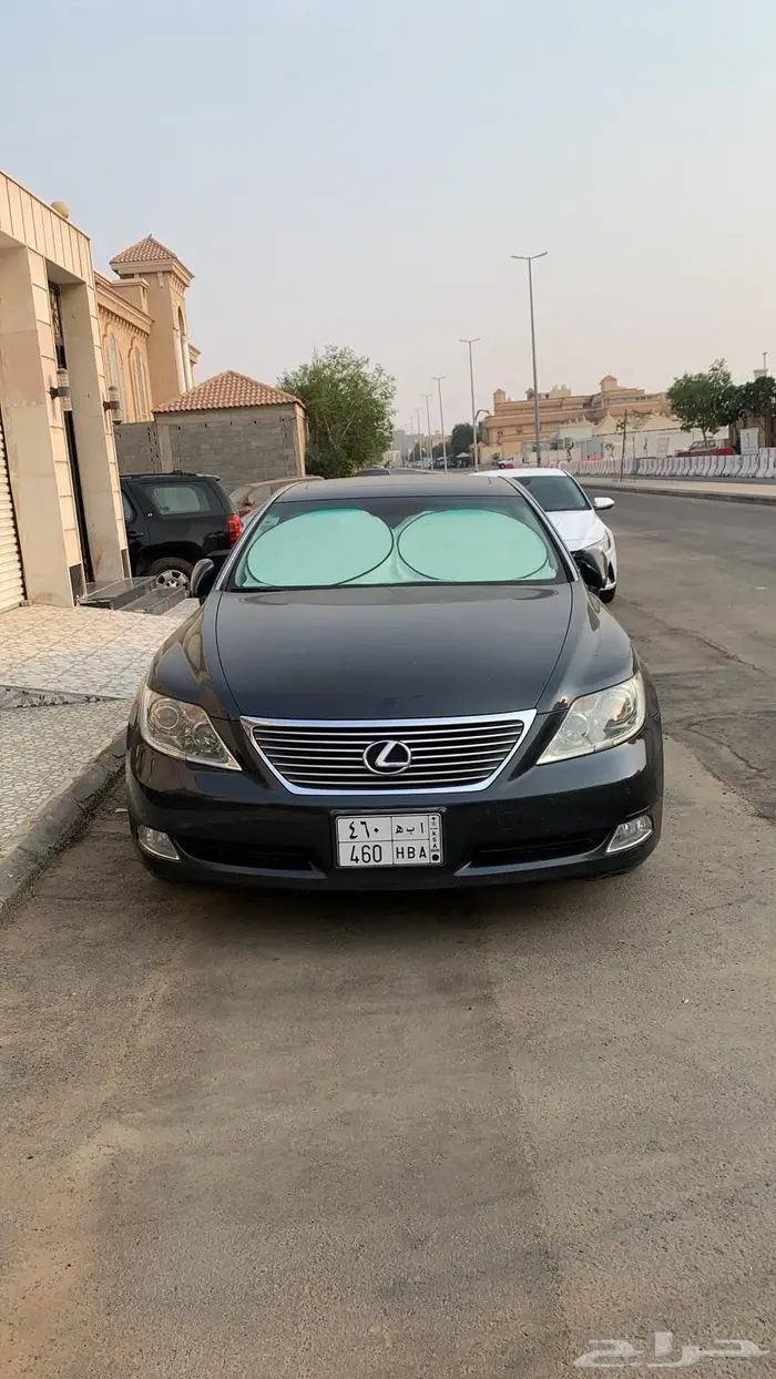 لكزاس LS460 لارج نظيف 0