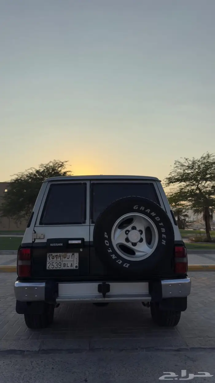 نيسان باترول واجن موديل 90 5