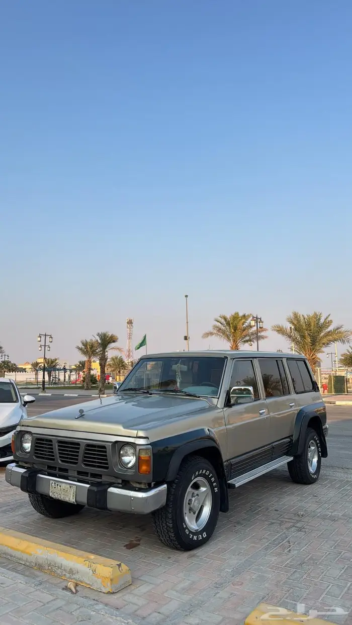 نيسان باترول واجن موديل 90 0