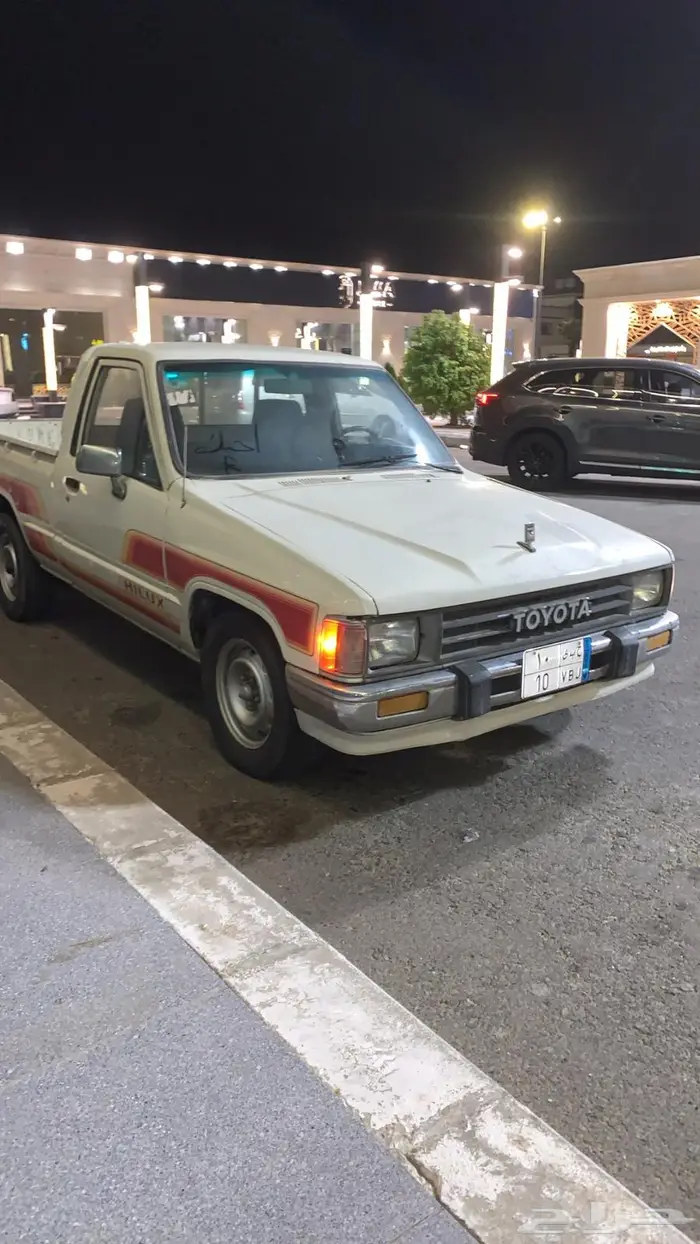 هايلوكس 1988 جديد 9