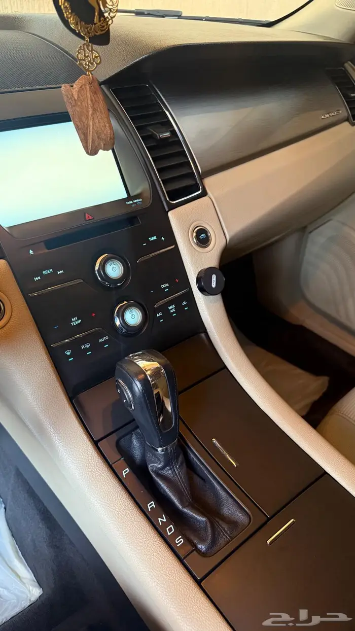 فورد تورس 2015 نص فل 8