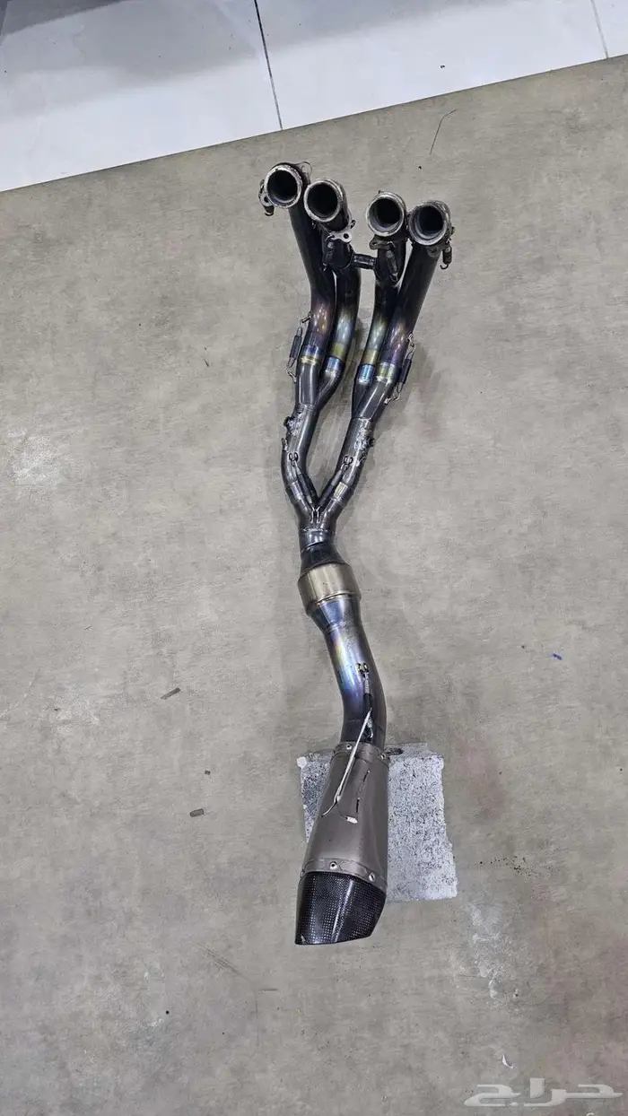 قزوز دباب BMW S1000RR HP4 تيتانيوم 0