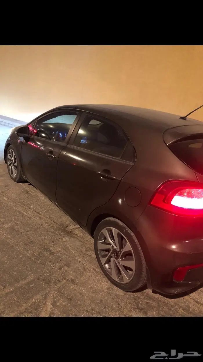 كيا ريو هاتشباك 2016 1