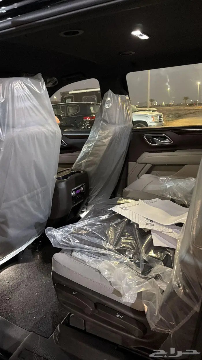 جي ام سي يوكن XL طويل 2024 اسود سعودي 7