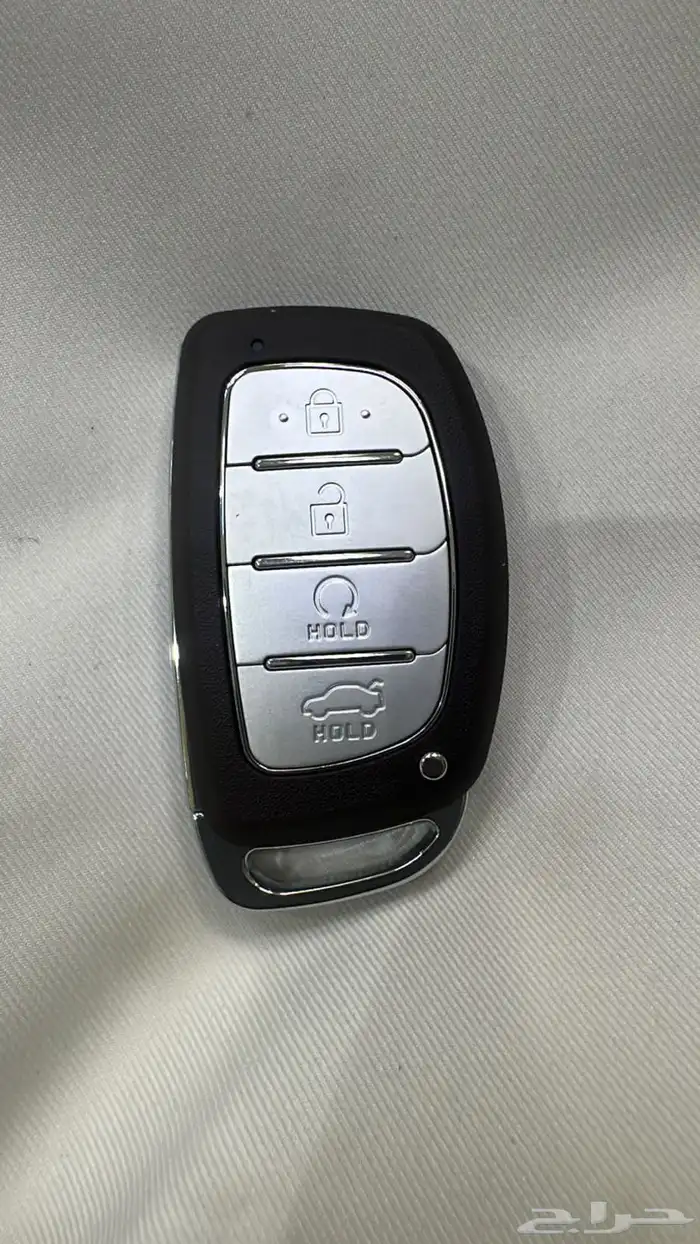 مفاتيح سيارات مستخدم وجديد نسخ وبرمجه 0