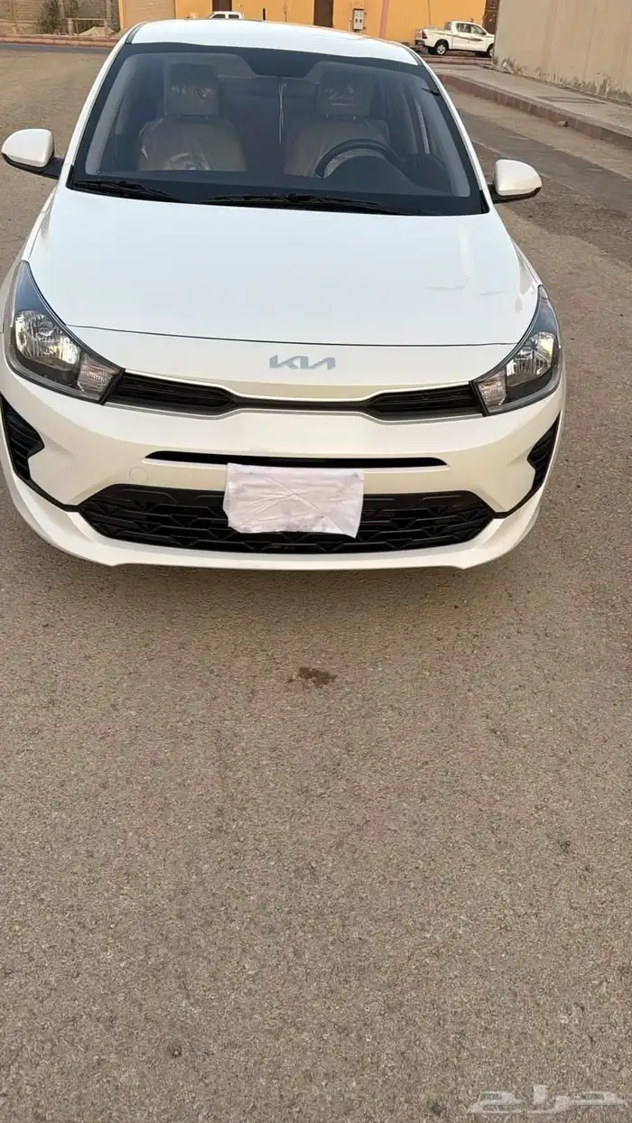 للتنازل كيا ريو 2023 8
