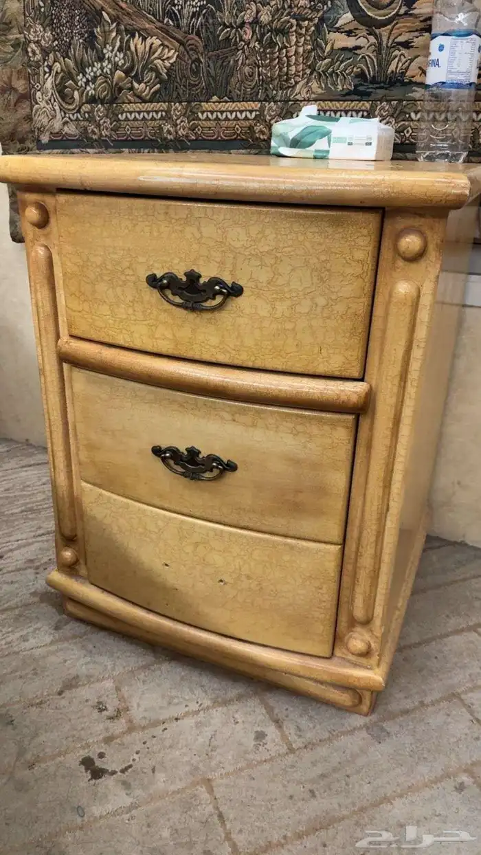 غرفة نوم كلاسيك خشب وحديد 5