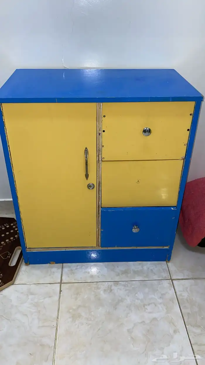 سراير مع طاوله 2