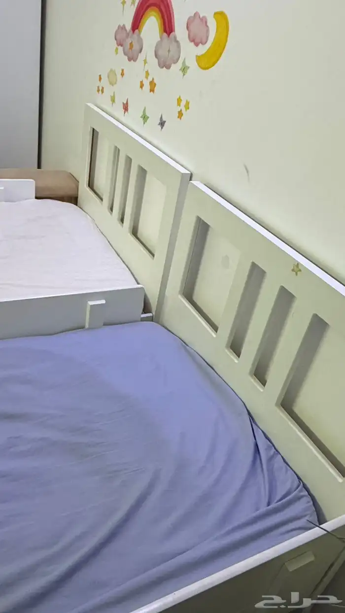 سرير اطفال 1