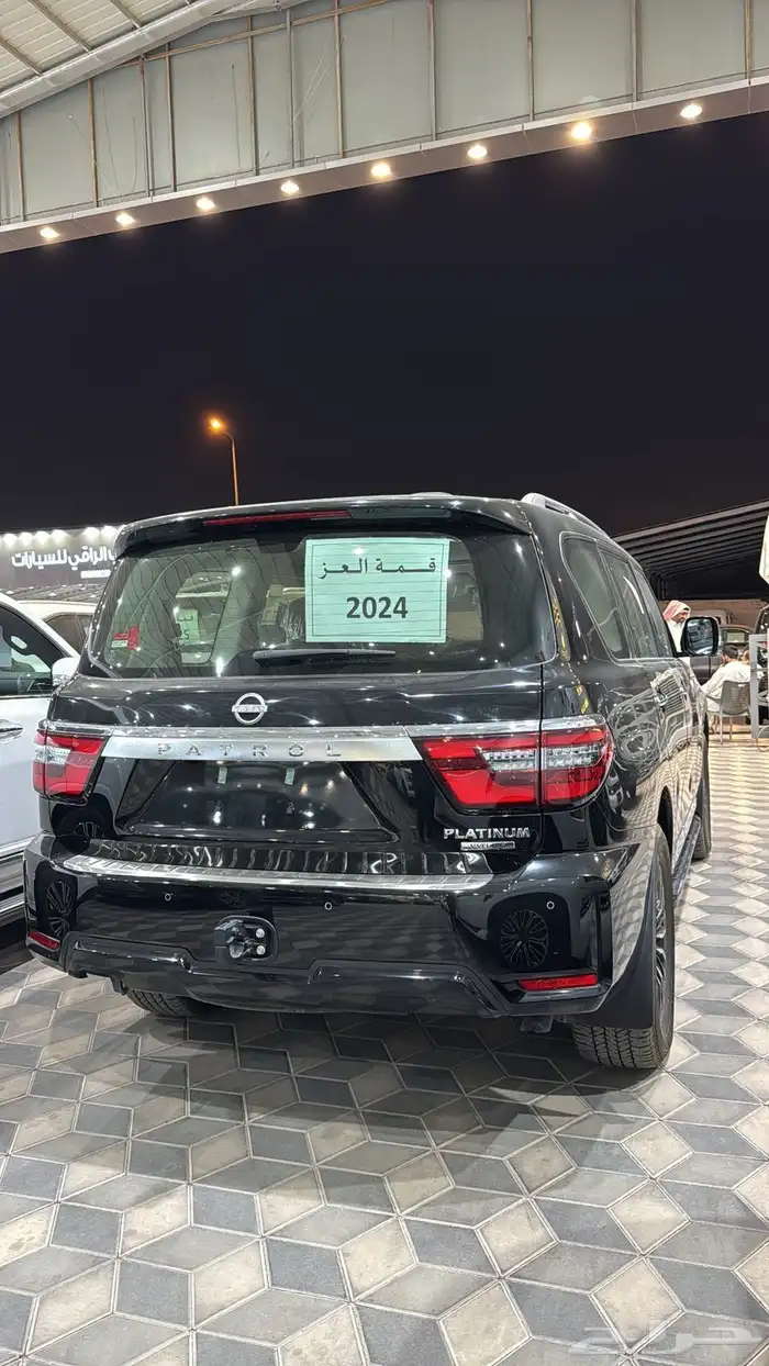 نيسان باترول - بلاتينيوم V8 -فل كامل - 2024 10