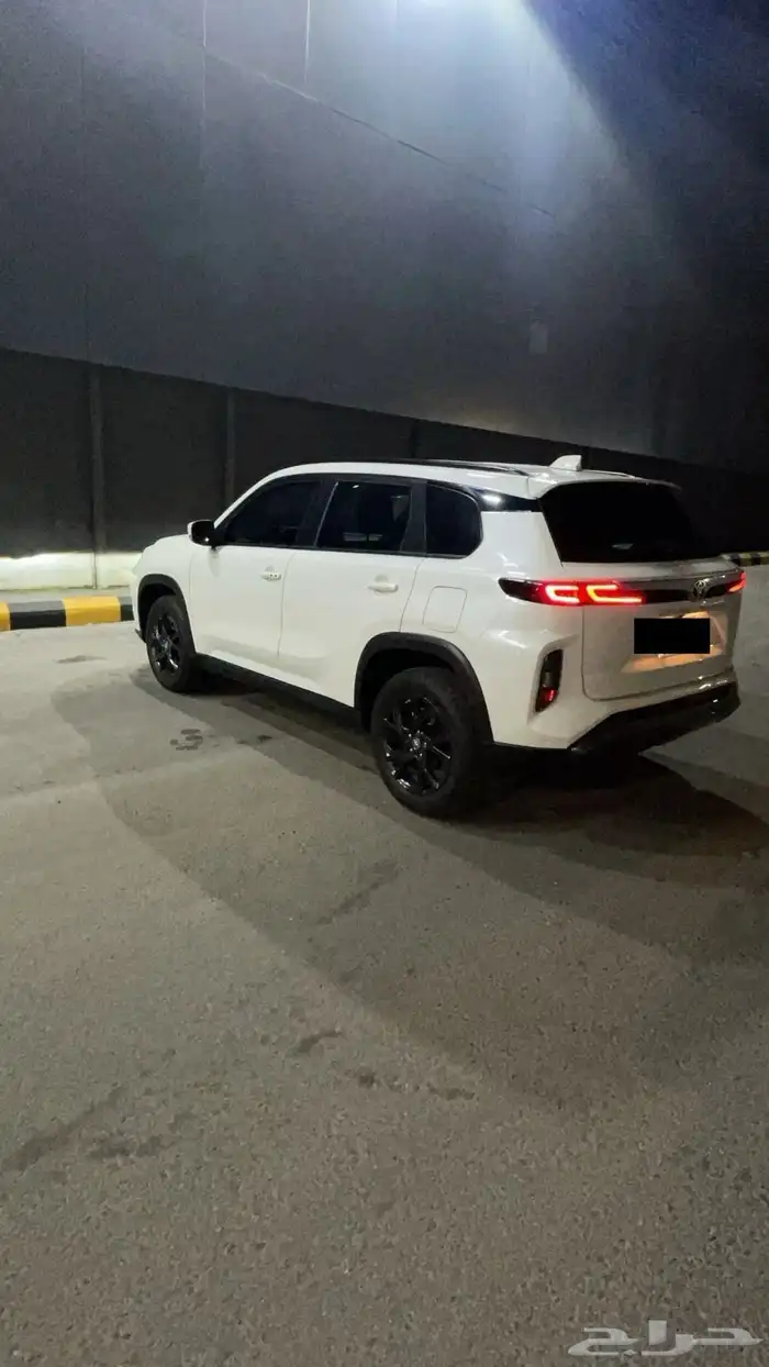 تويوتا اوربان كروزر 2024 3