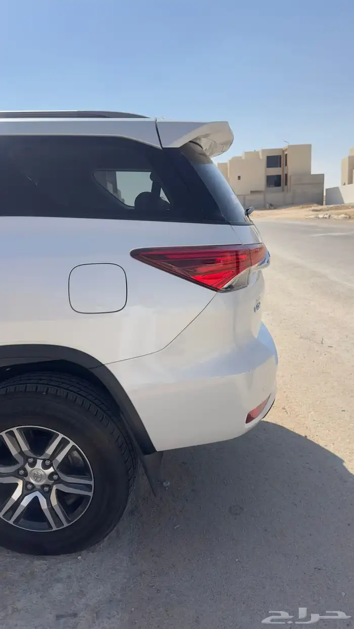 فورتشنر 2023 6 سلندر اول مالك 2