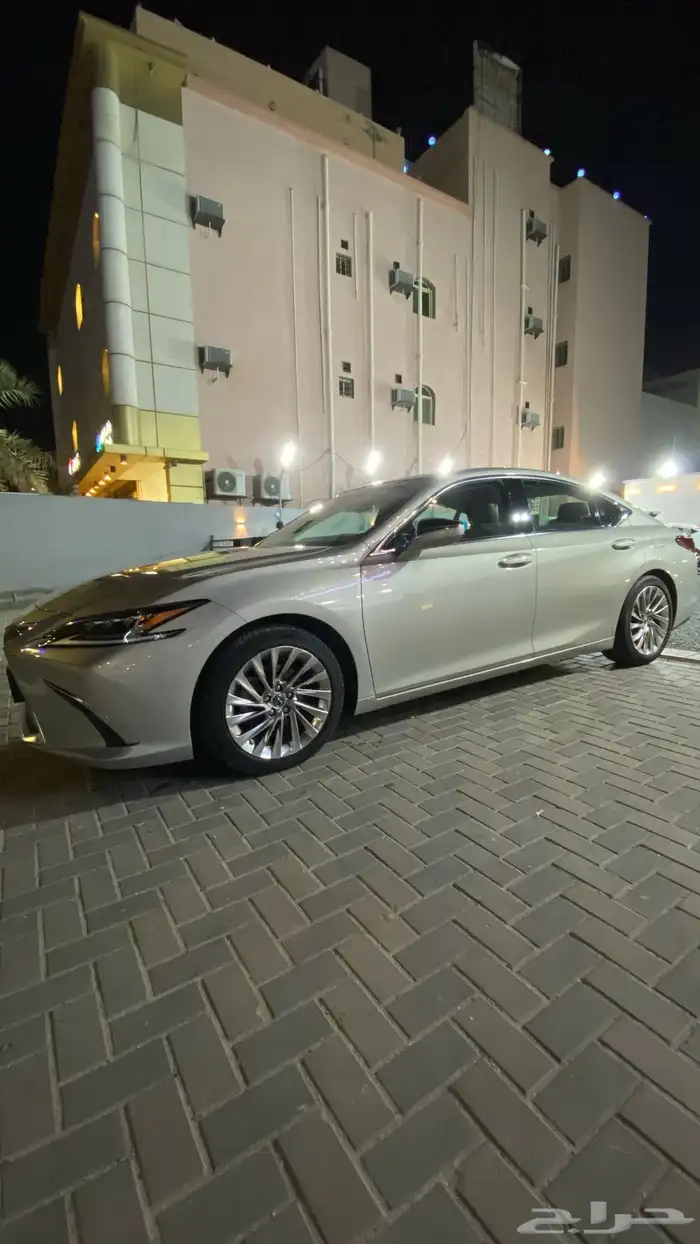 للبيع لكزس ES350 4