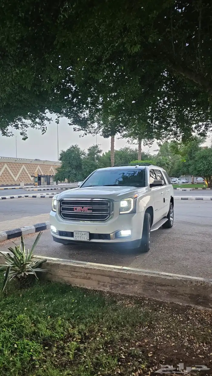 جي ام سي يوكن 2015 2