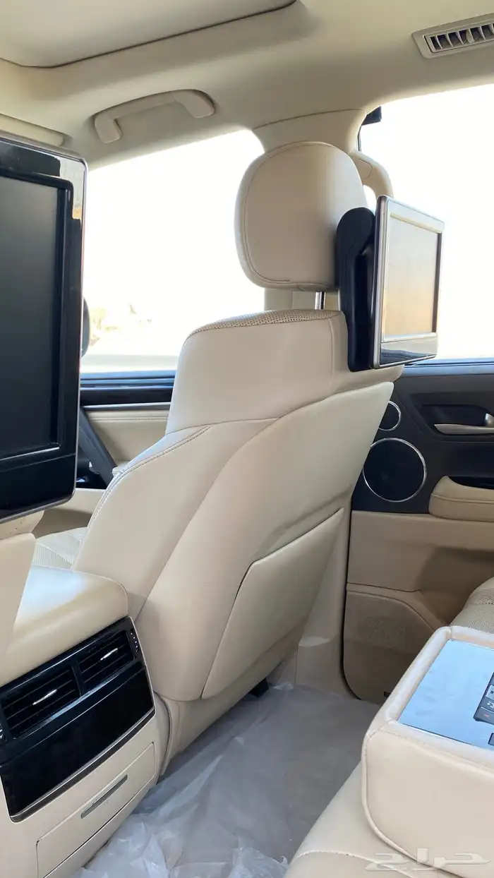 لكزس2018 سعودي فل كامل 8