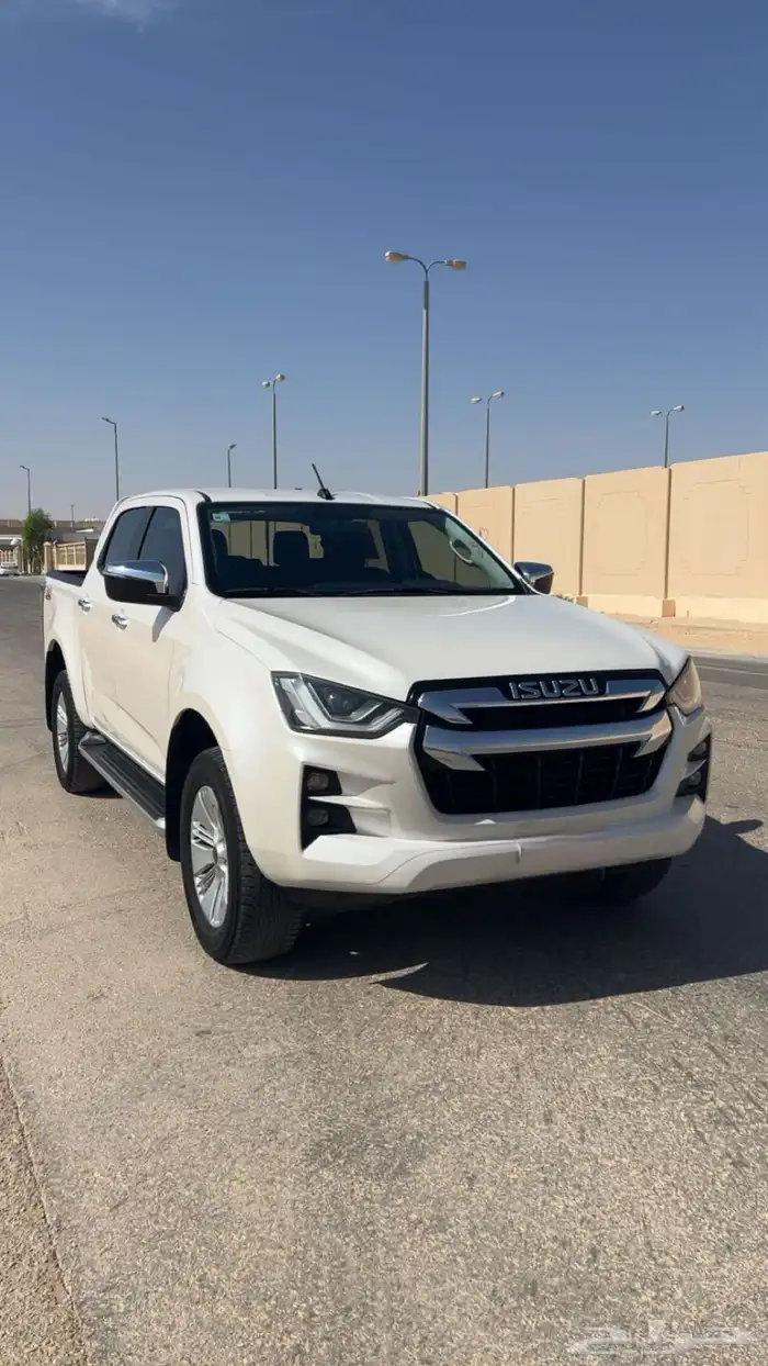 اسوزوز ديماكس 2022 فئة LS 1