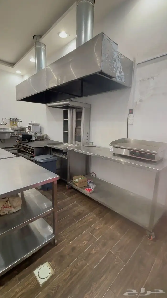 للبيع او للتقبيل ( اغراض مطعم ) موقع مميز 14