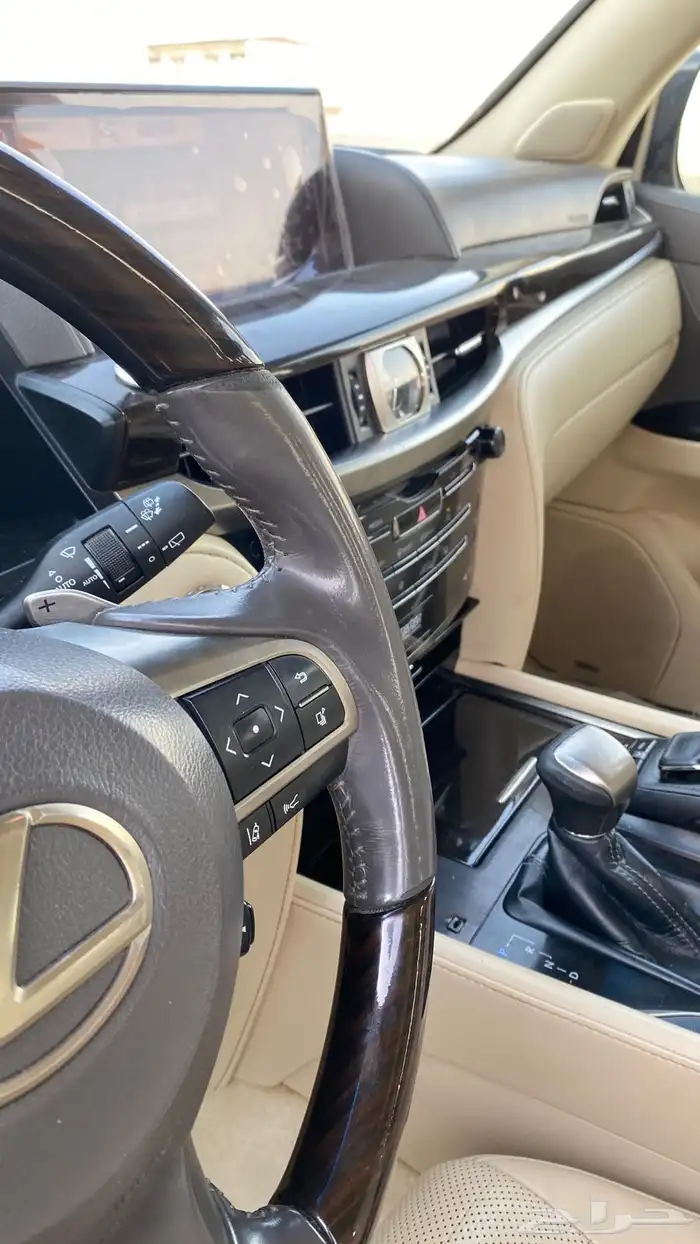 لكزس2018 سعودي فل كامل 11