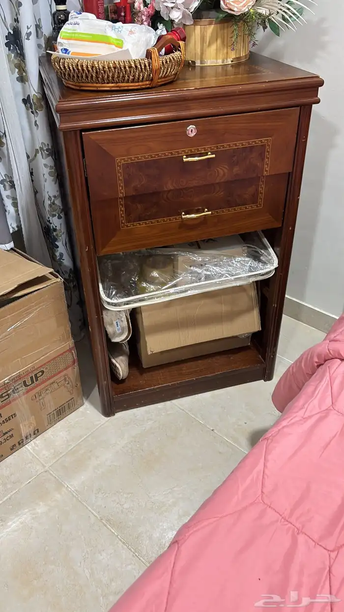 غرفه نوم مكونه وغساله جنرال 12 كيلو وثلاجه جنرال للبيع 2