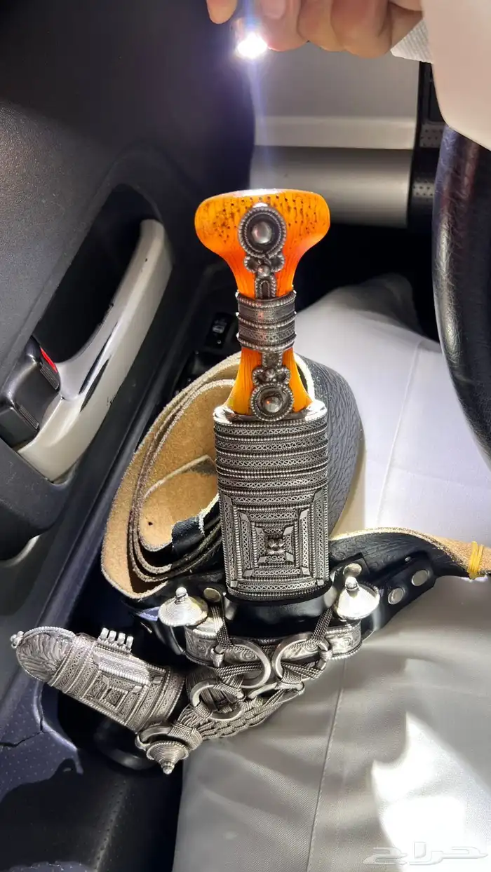 خنجر زراف صافي للبيع ع السووم 1