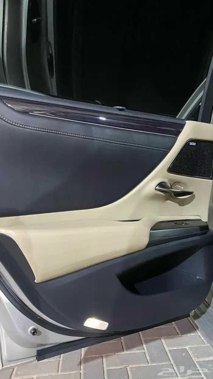 للبيع لكزس ES350 10