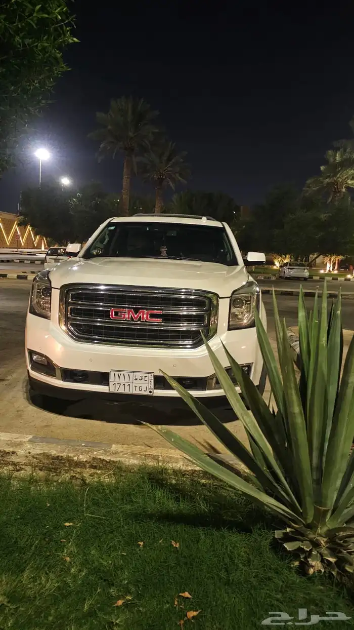 جي ام سي يوكن 2015 1