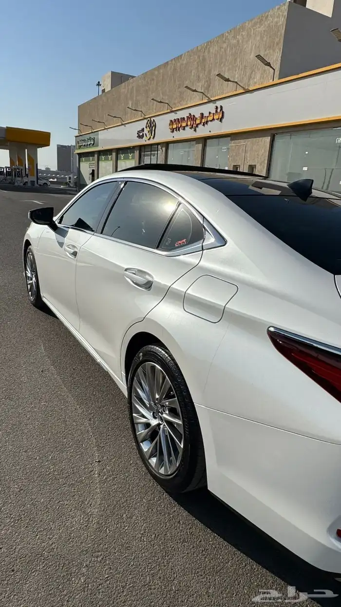 لكزسس es 350 سعودي 2023 4