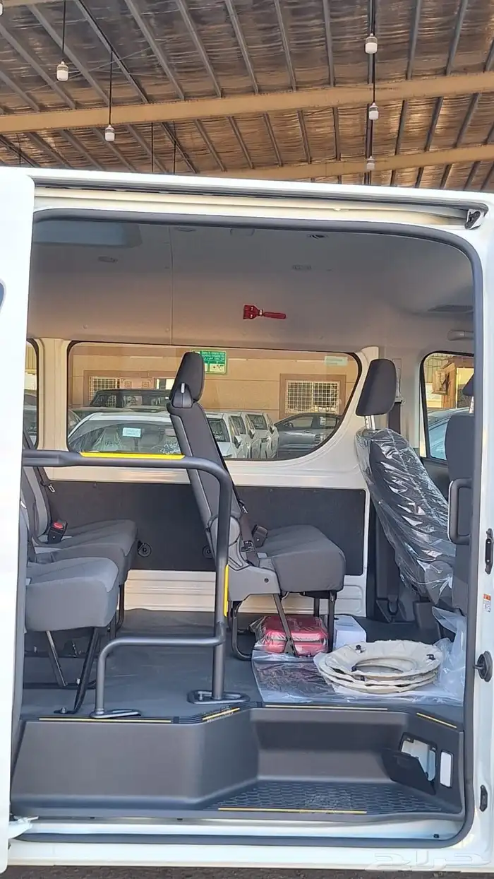 2026 تويوتا هايس ركاب اتمتك ديزل اصفار 6