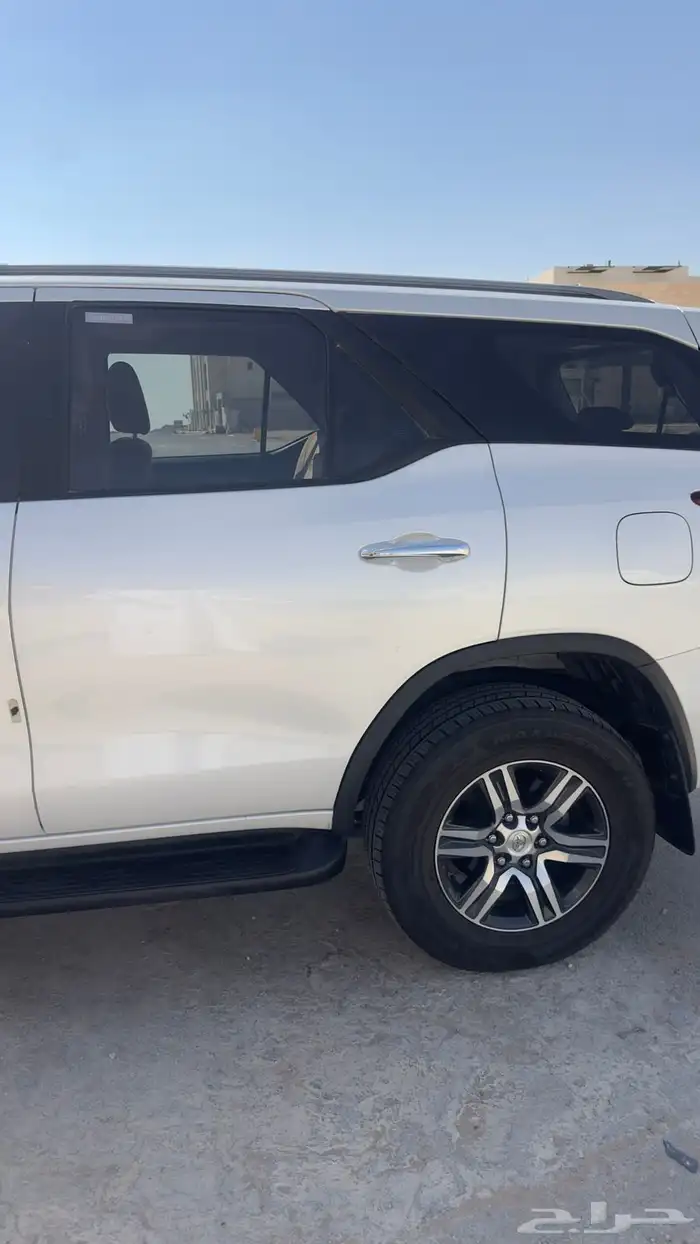 فورتشنر 2023 6 سلندر اول مالك 3