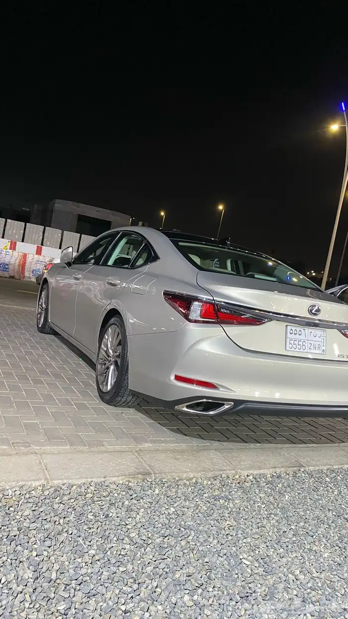 للبيع لكزس ES350 13