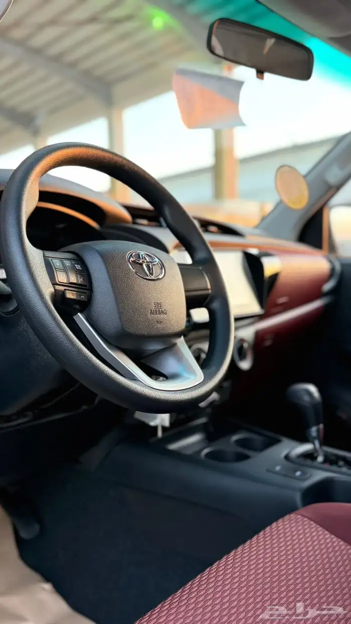 هايلوكس 2025 تماتيك بنزين بأقل الاسعار 4