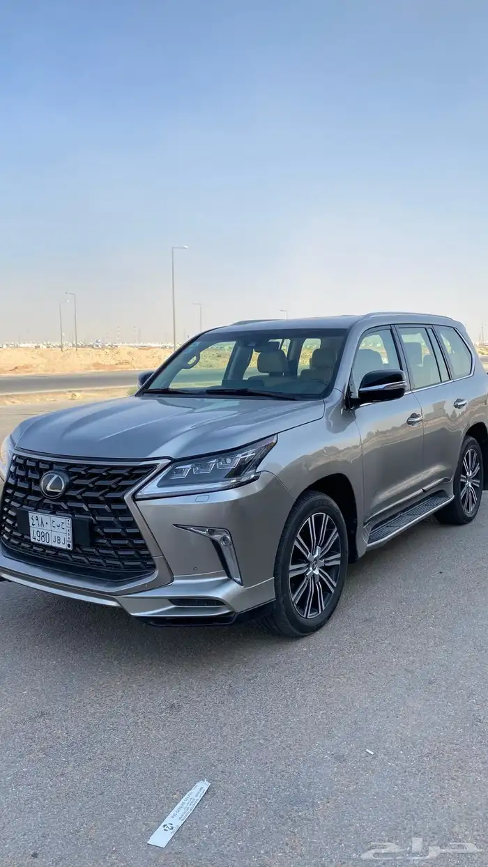 لكزس2018 سعودي فل كامل 0