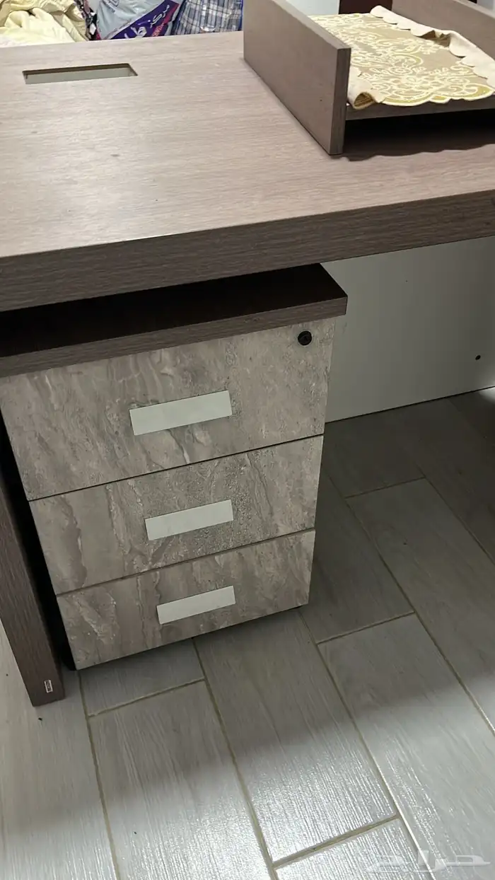 للبيع طاوله مابه خدش ولا كسور ولا ايشي سليمه 100 3