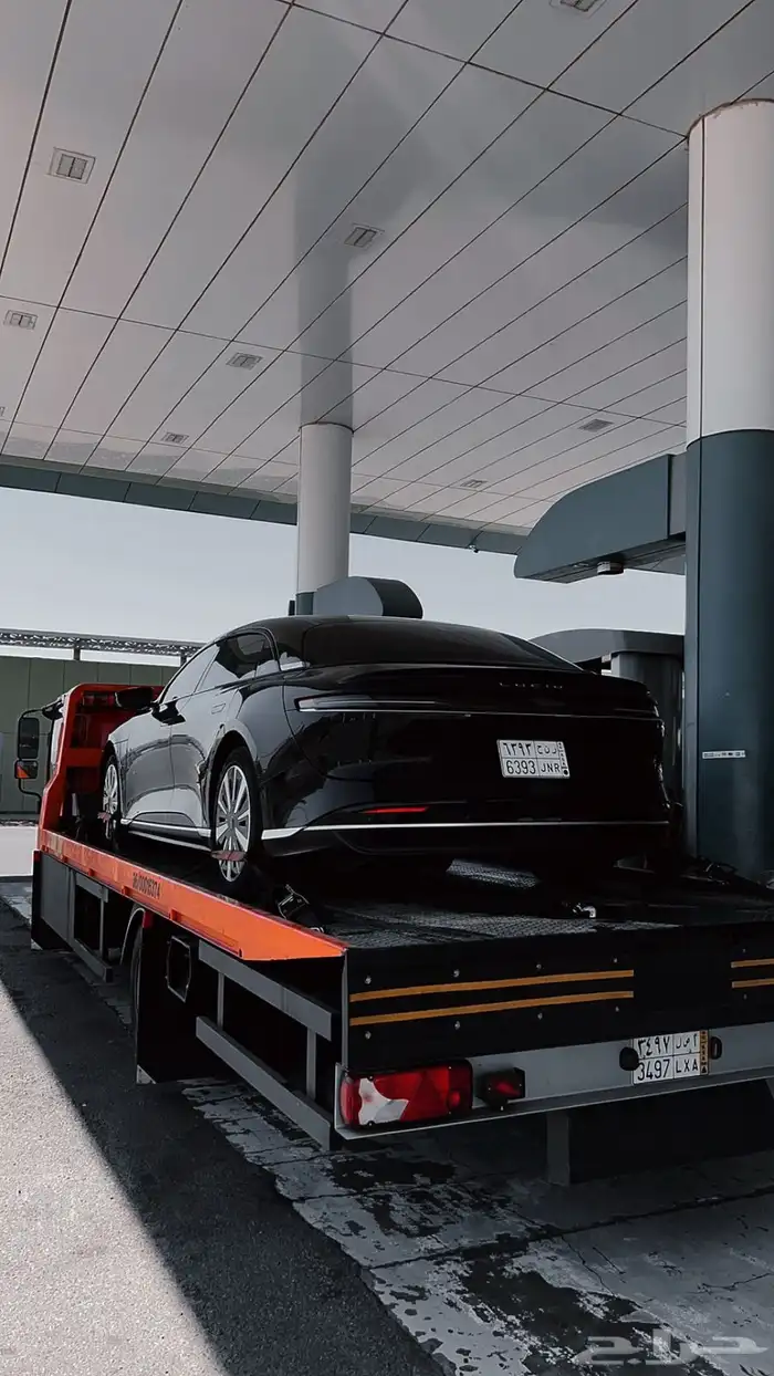 سطحه القيم 0