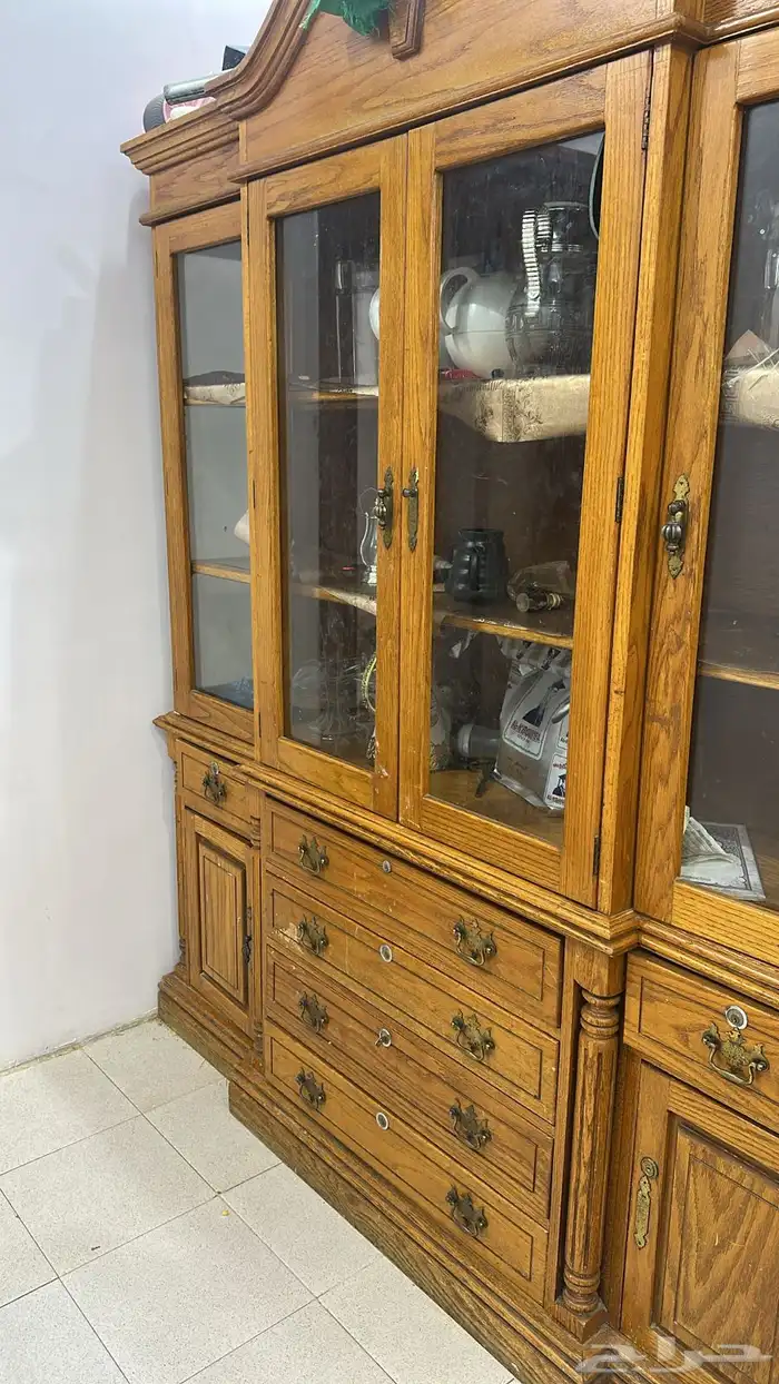 مكتبه ودولاب حديد 0