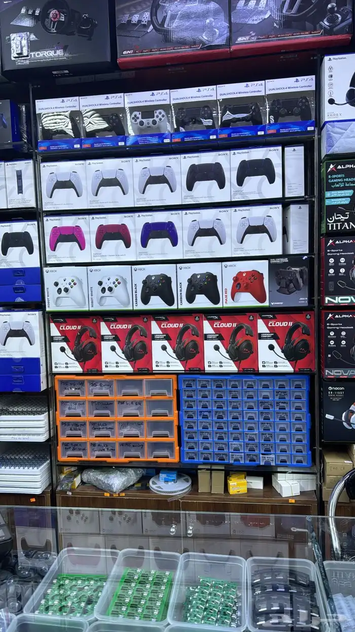 بيع و صيانه بلاي ستيشن و شاشات 6