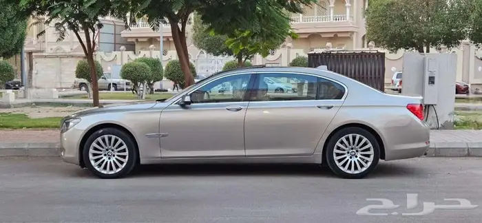 بي ام 730 موديل 2012 وارد الناغي 18