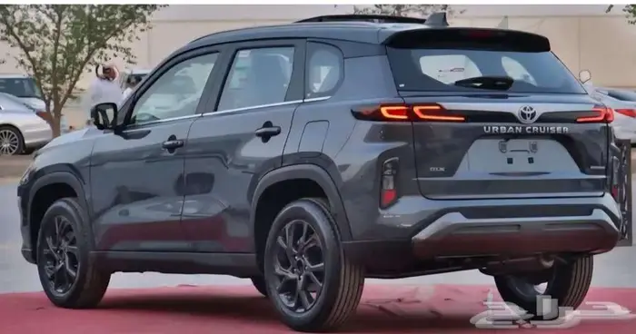 تويوتا اوربان كروزر 2026-متوفر فل كامل-واستاندر 5