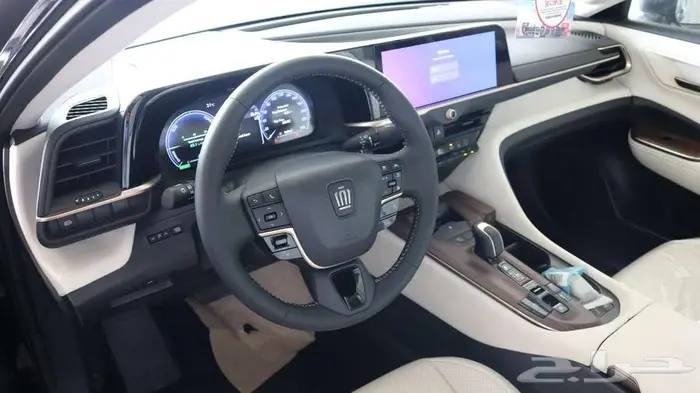 تويوتا كراون بريميوم موديل 2025 متوفرجميع الالوان كاش اقساط 3