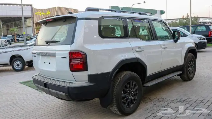 تويوتا برادوTXL3بنزين موديل2025متوفر كاش اقساط باقل الاسعار 14