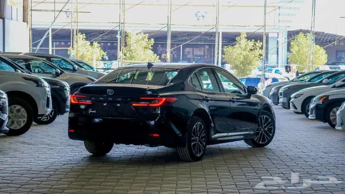 تويوتا كامري جراندي 2025 متوفر جميع الالوان اقساط اقل سعر 4