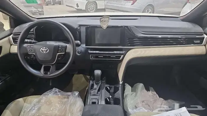تويوتا كامري 2025 5