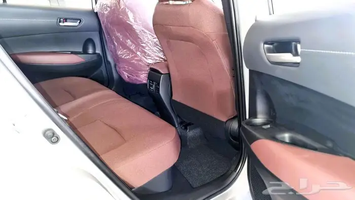 كورولا كروس نص فل هايبرد 2025 كاش - اقساط 6