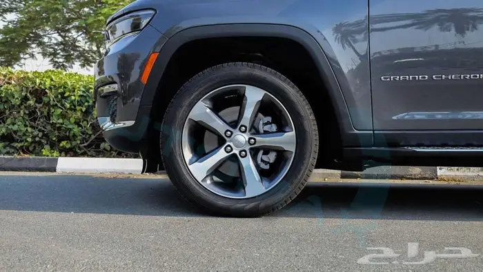 جيب جراند شيروكي ال ليمتد بلس 2025 خليجي اصفار ضمان الوكيل 22